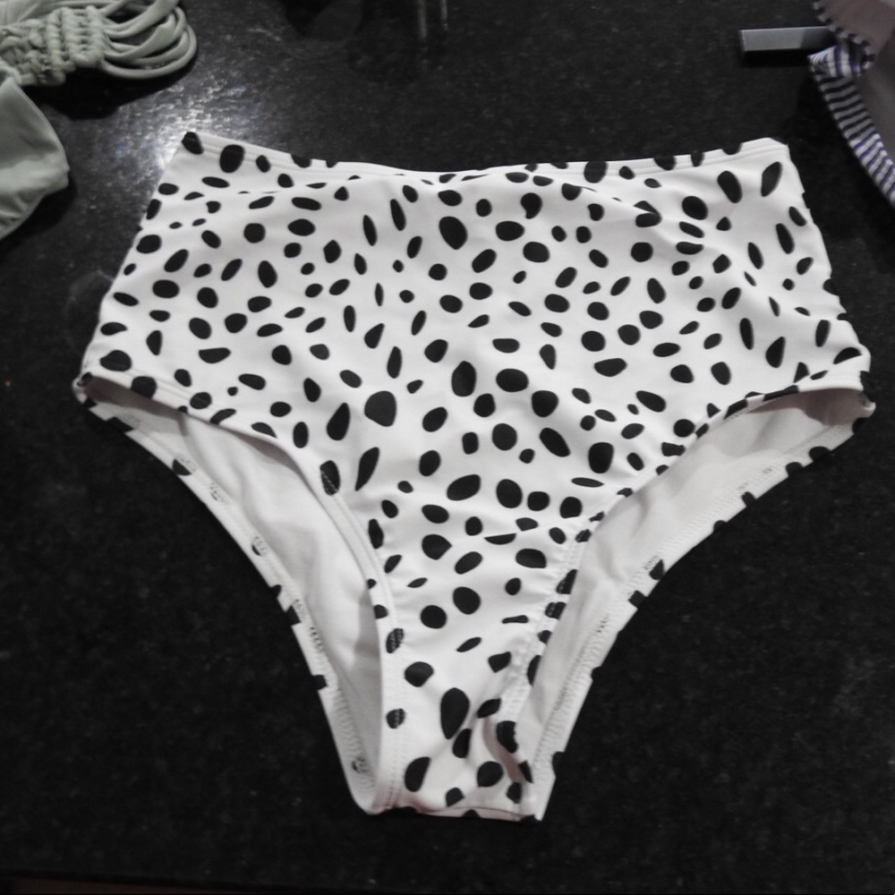High waist Bikini bottoms